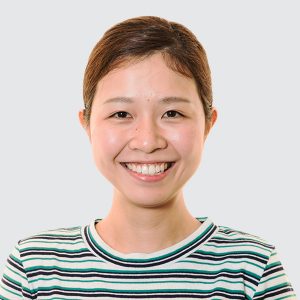 西 真由